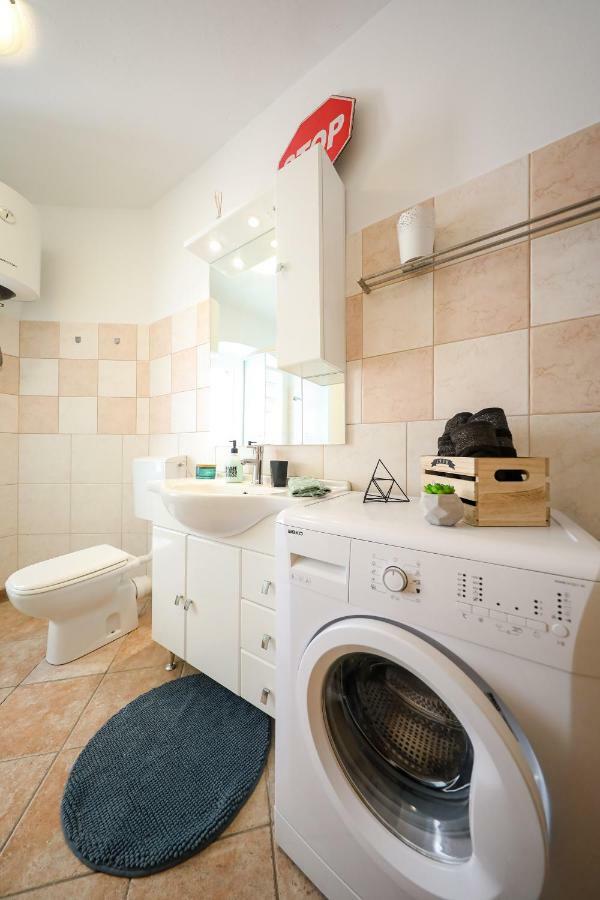 Stomorica Apartments Zadar Ngoại thất bức ảnh